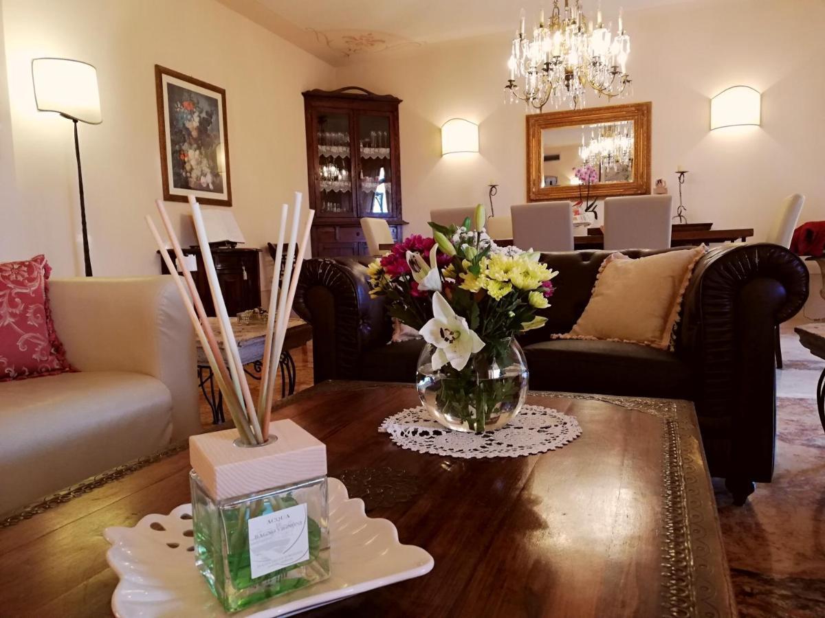Villa La Valiana - Full Estate In Montepulciano - Heated Pool Valiano ภายนอก รูปภาพ
