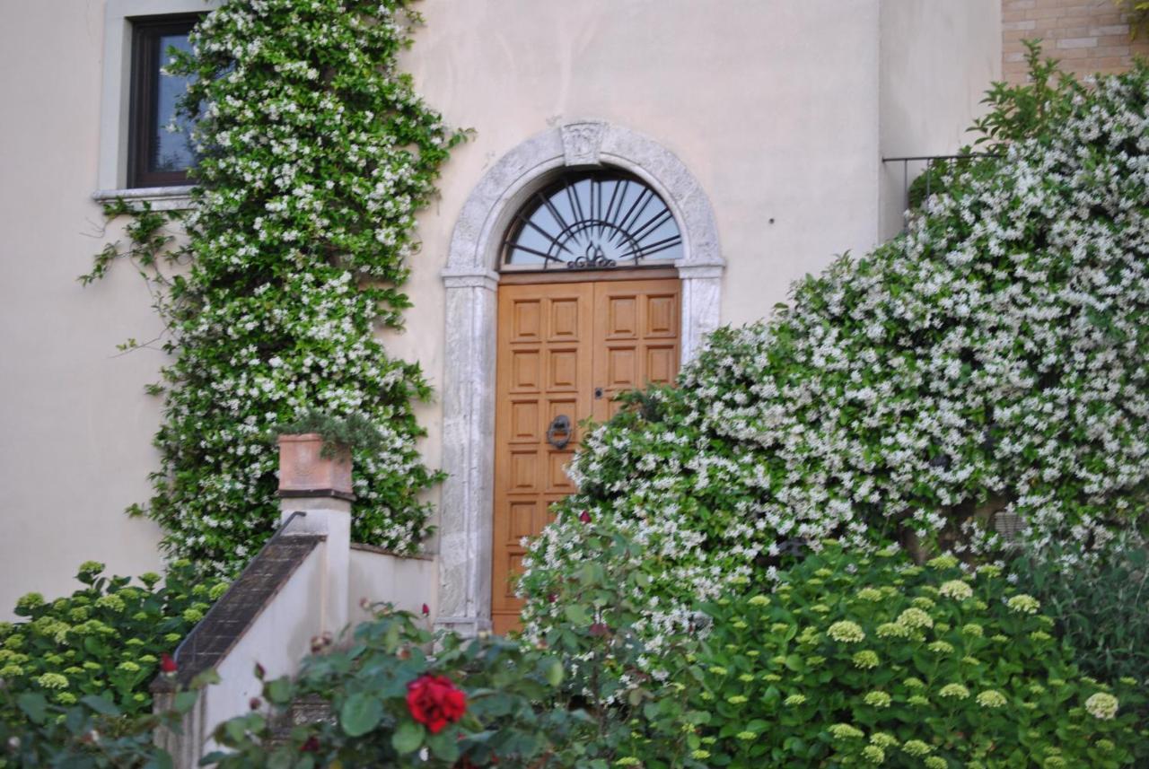 Villa La Valiana - Full Estate In Montepulciano - Heated Pool Valiano ภายนอก รูปภาพ